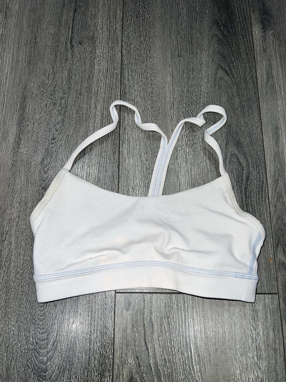 Lululemon Womens Size 2 Flow Y2K Sports Bra Top Nulu Purple A006745